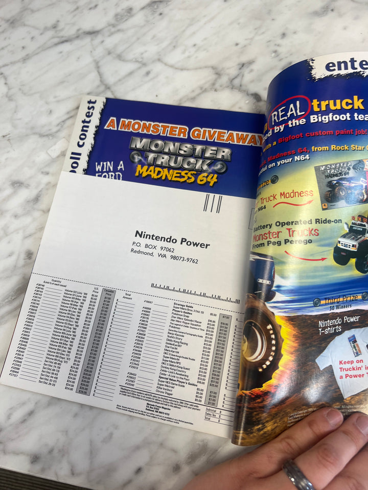 Used Nintendo Power Volume 123 with Poster NP52925