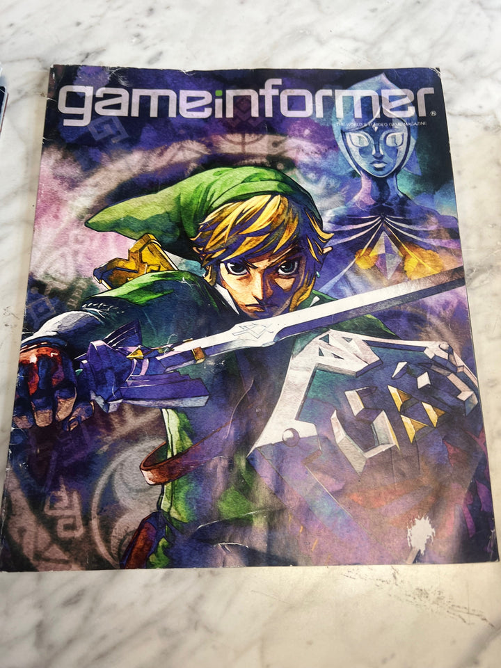 Used Game Informer Magazine Issue 222 NP52925