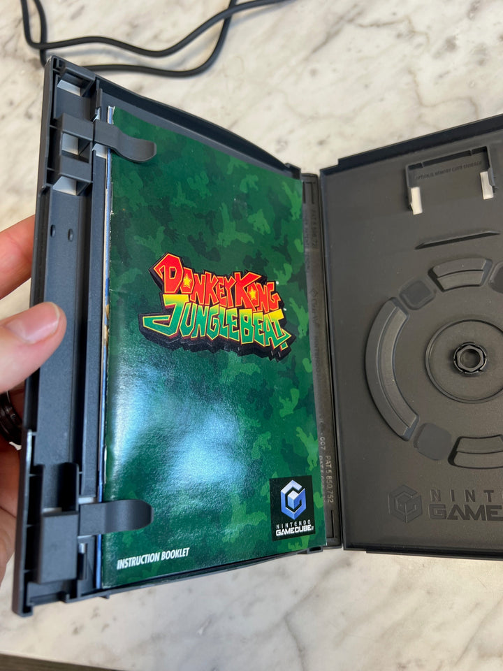 Donkey Kong Jungle Beat Nintendo Gamecube CASE & MANUAL ONLY CO82225