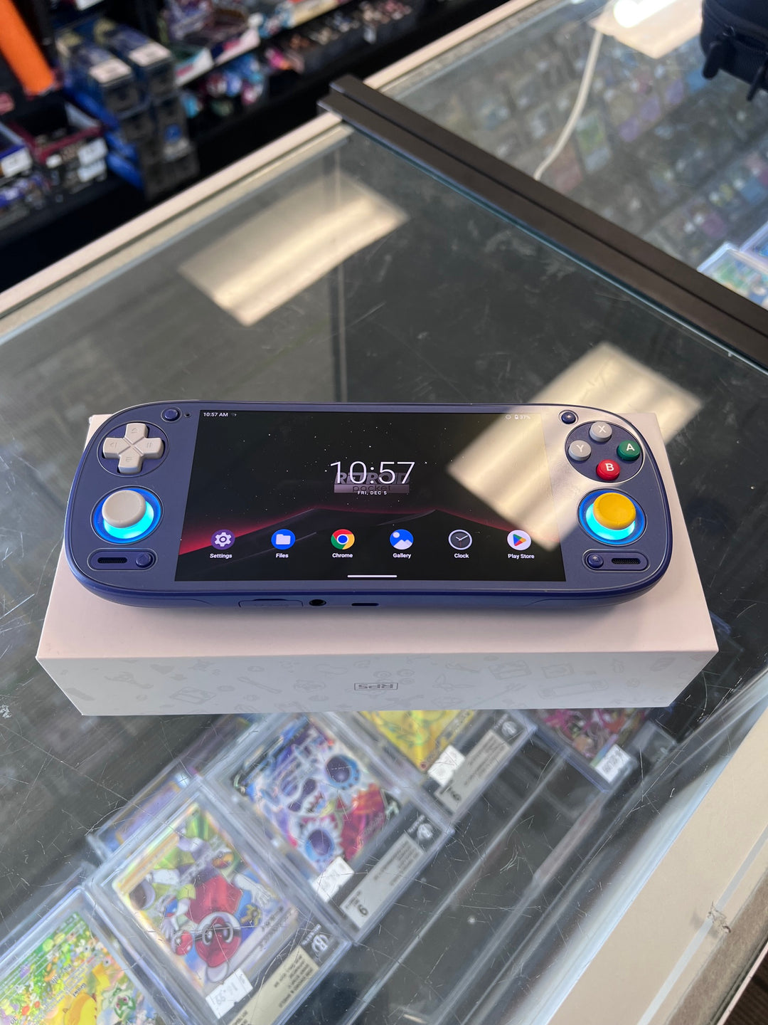 Retroid Pocket RP5 - Purple (GC)   UA12425