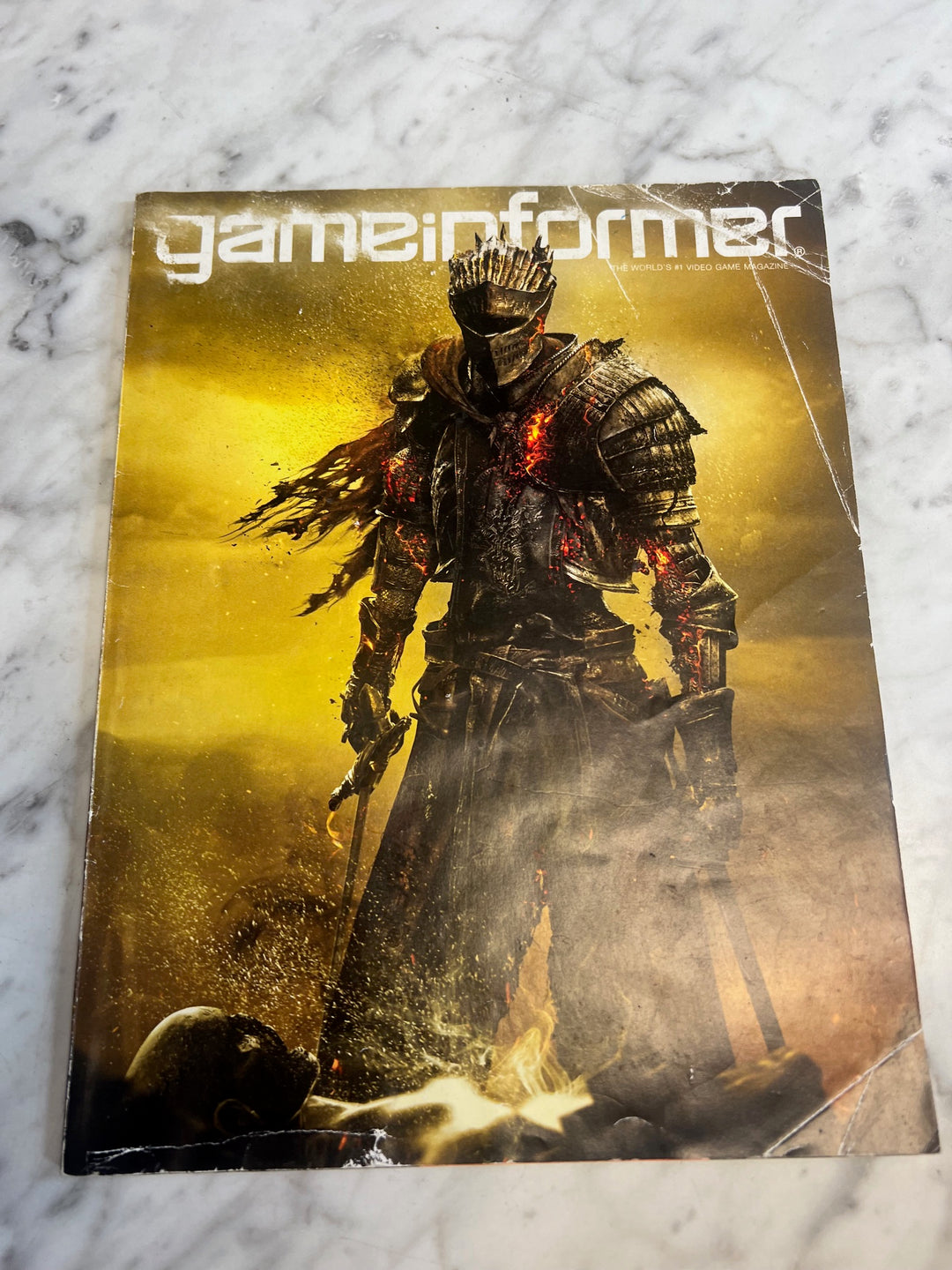 Used Game Informer Magazine Issue 270 NP52925