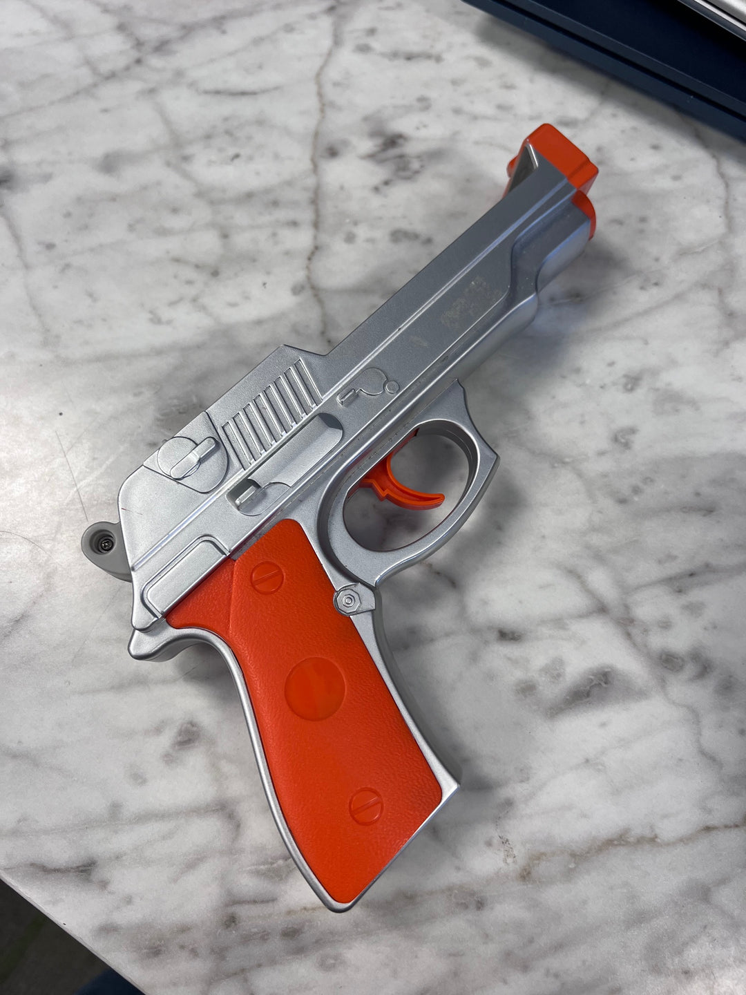 Nintendo Wii Light Gun Attachment Orange/Silver UA12525