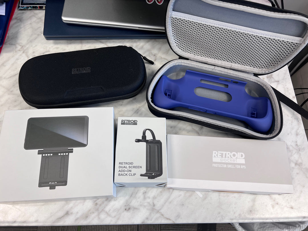 Retroid Pocket 5 Accessory Bundle Lot (Case, Dual Screen Add-on, More) UA12525