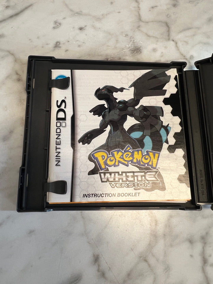 Pokemon White Version for Nintendo DS CASE & MANUAL ONLY CO82225