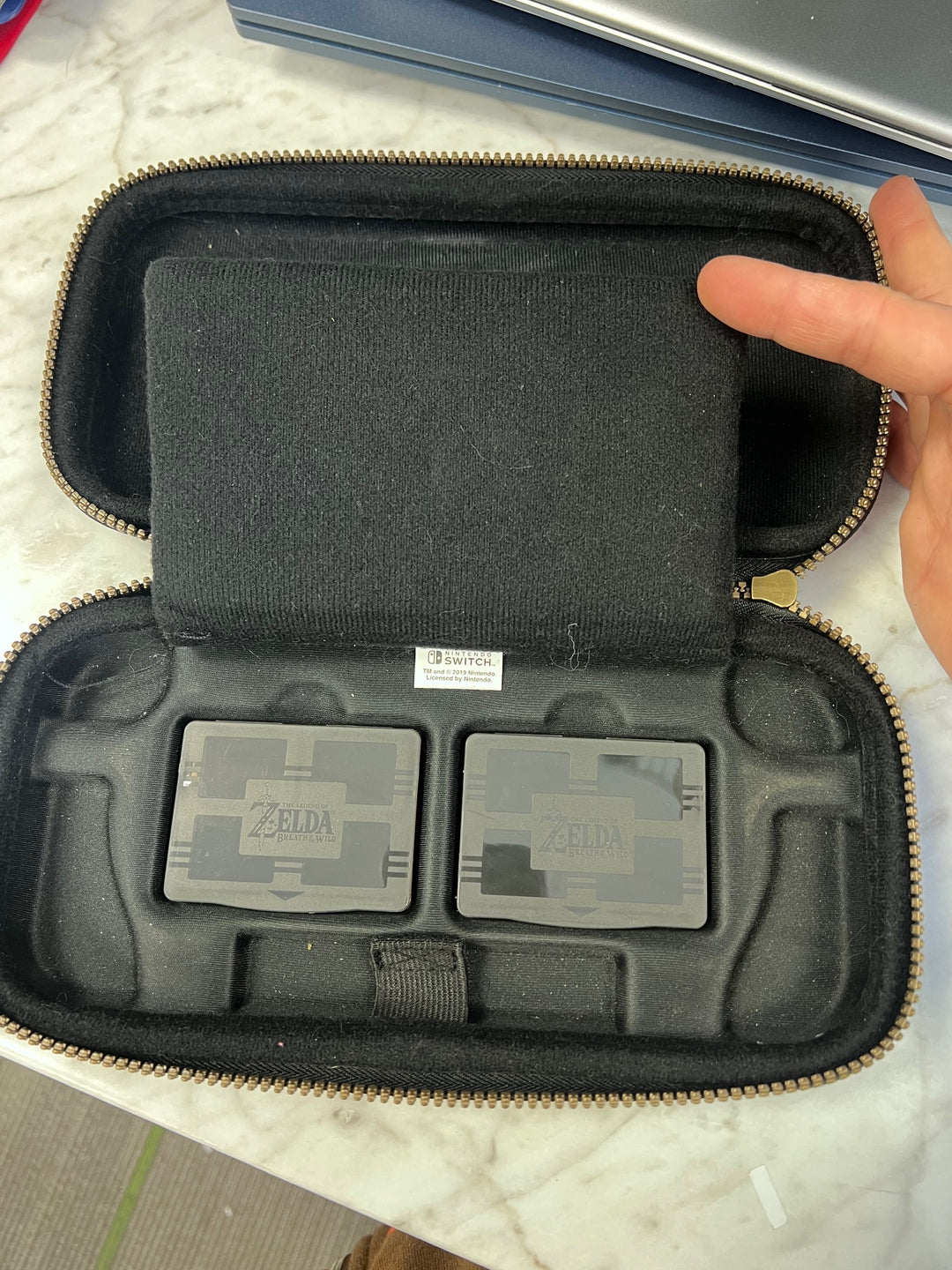 Official Nintendo Switch The Legend of Zelda Breath of the Wild Soft Carry Case UA12525