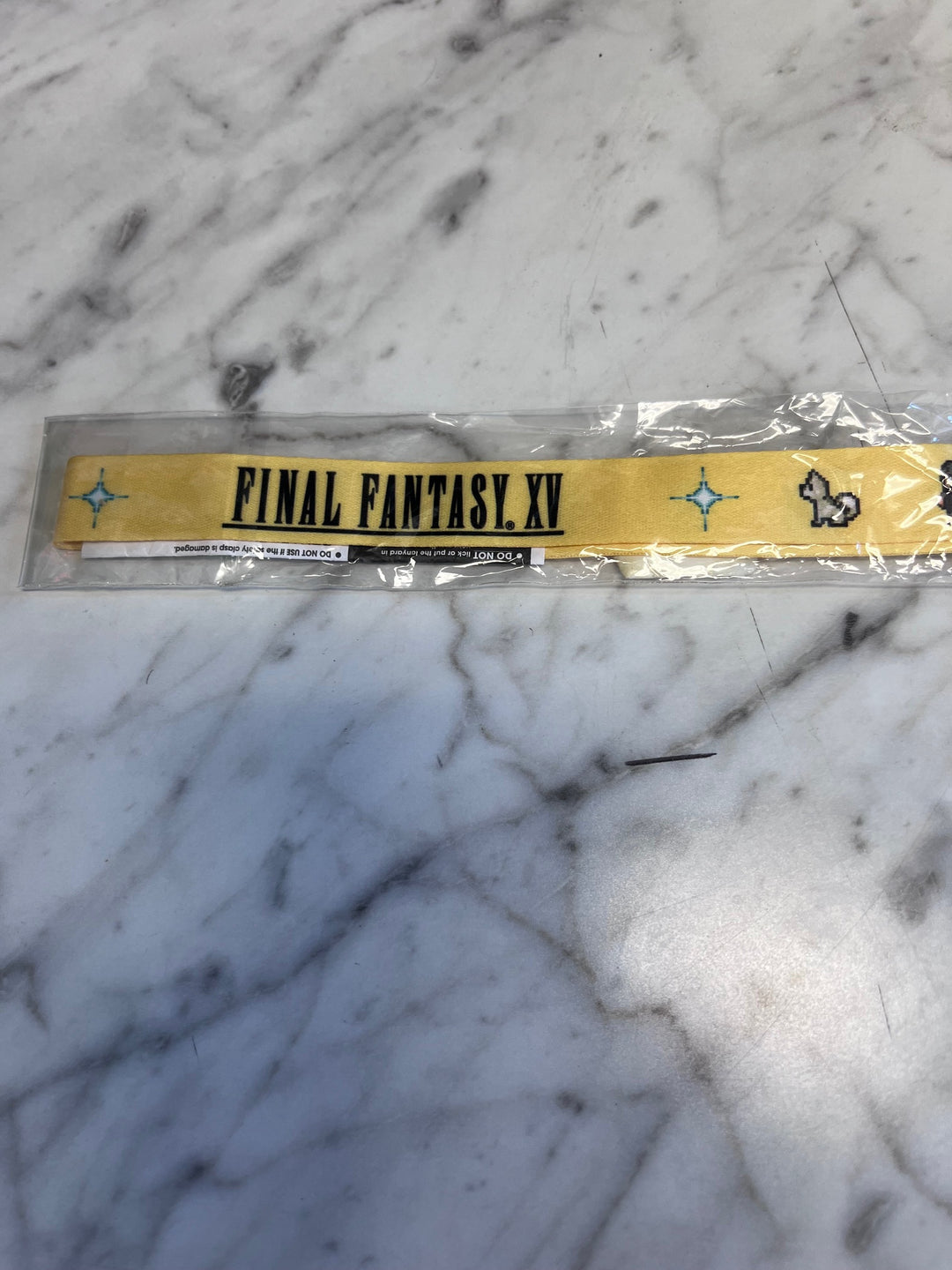 Official Final Fantasy FF 15 FFXV Lanyard Yellow Brand New Square Enix Store NA12525