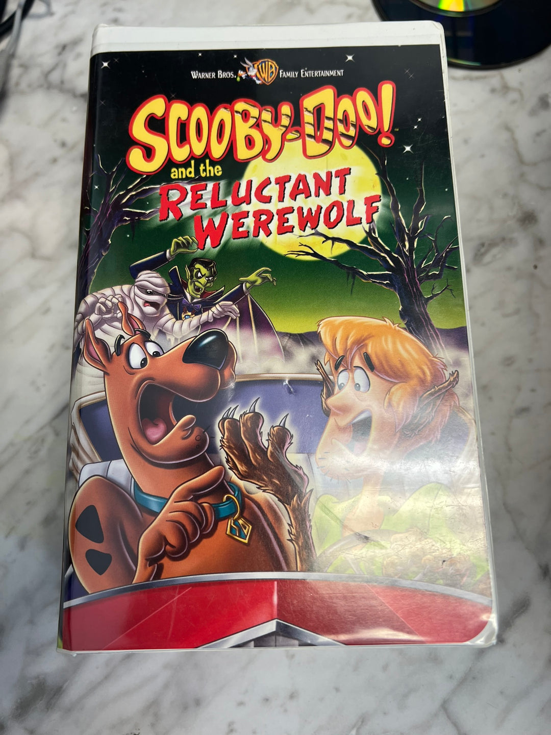 Scooby Doo and the Reluctant Werewolf (Clamshell) VHS Tape VHS52626