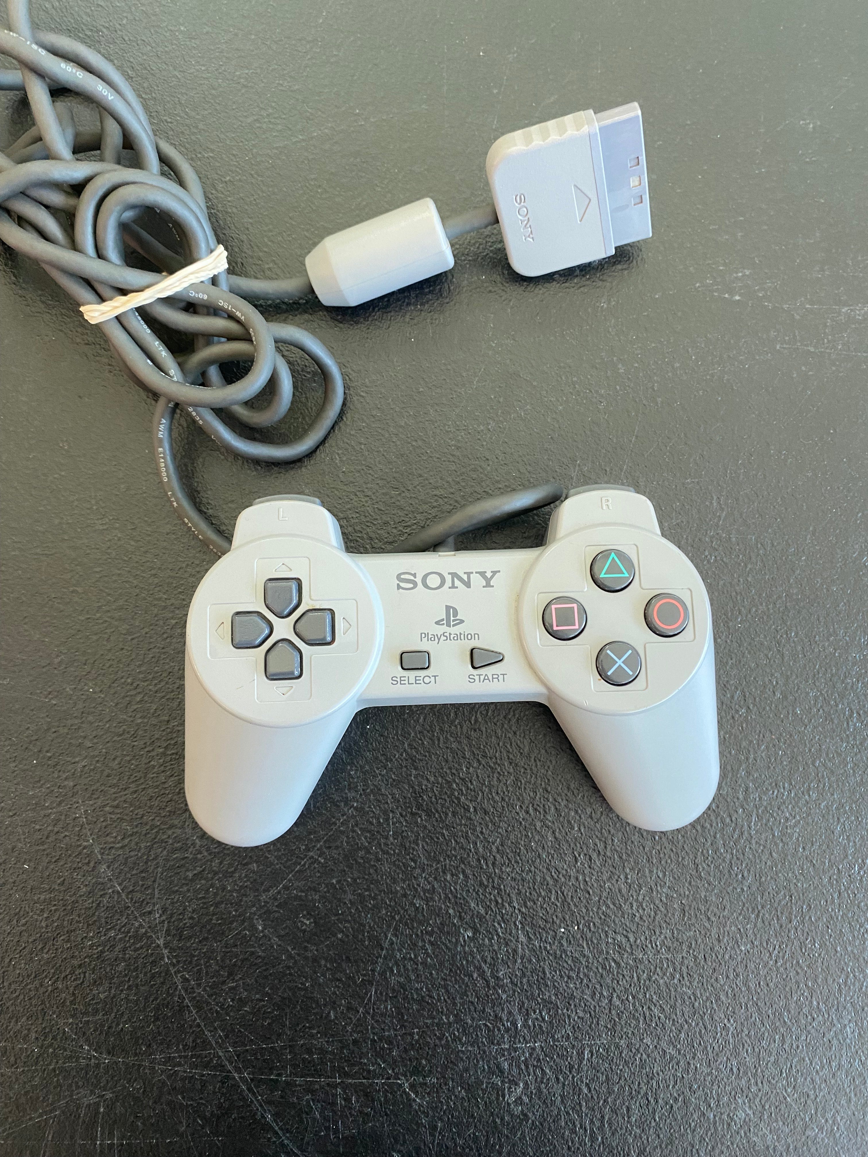 PlayStation PS1 Digital Controller (OEM) SD0223 – Core Gaming