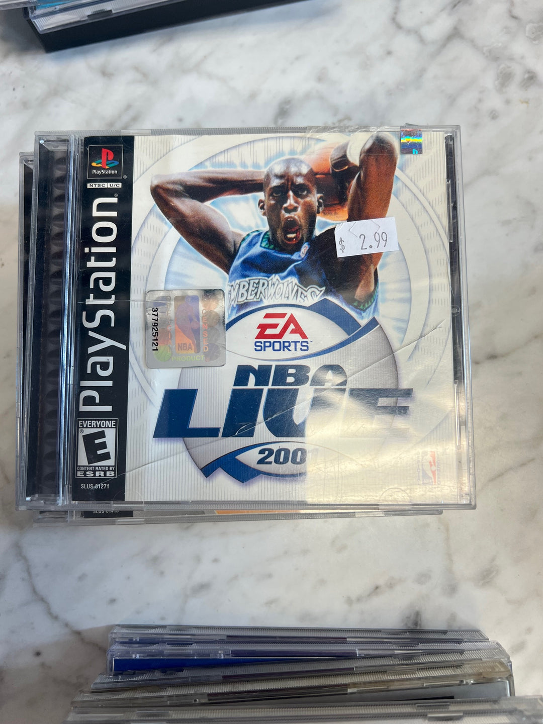 NBA Live 2001 - PS1 D53025