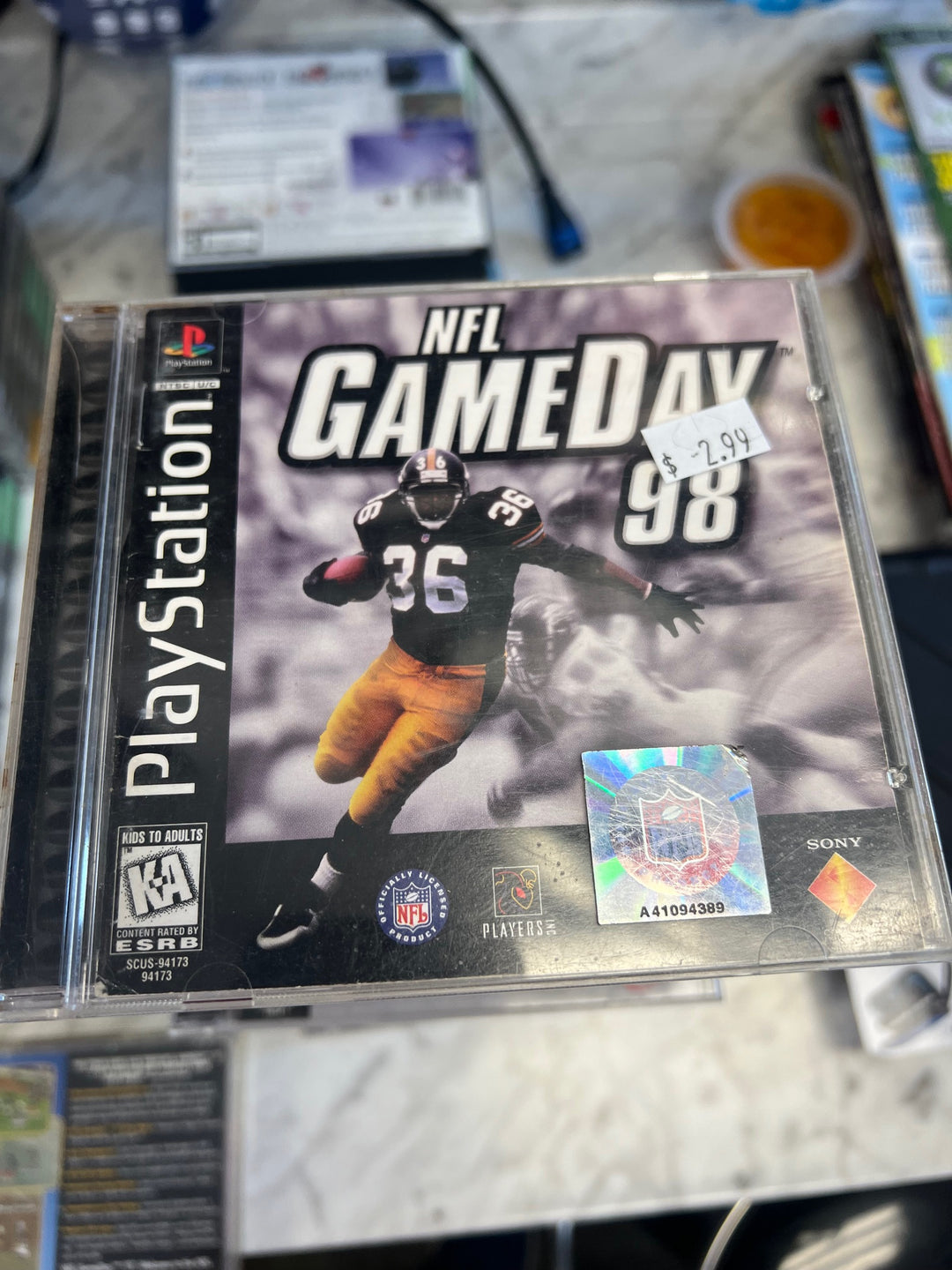 NFL GameDay '98 - PS1 D53025