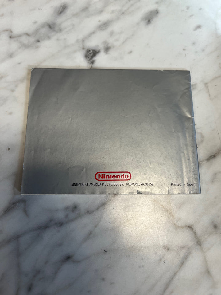 Metroid NES Original Nintendo MANUAL ONLY Wrinkly MO82625