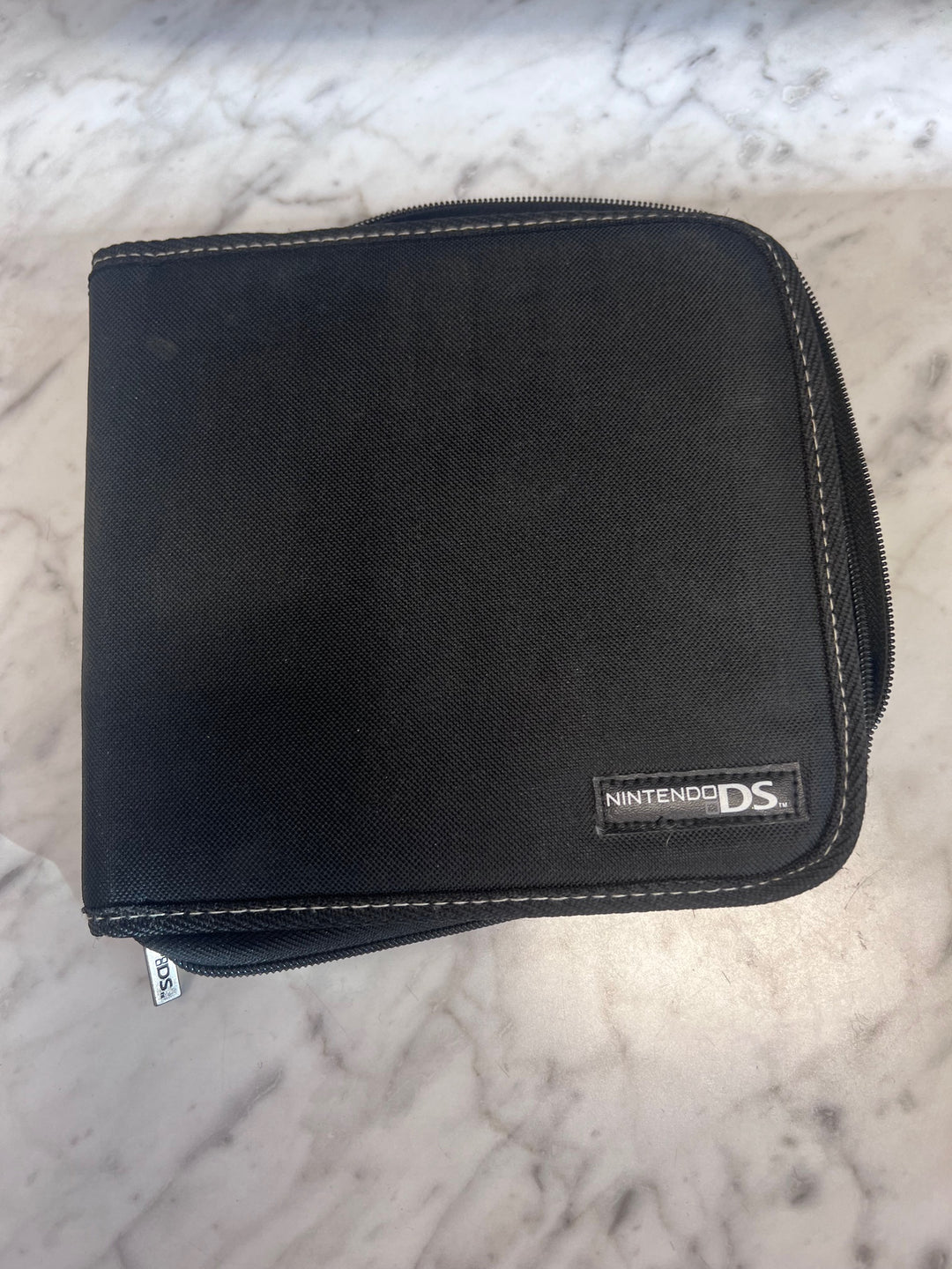 Official Nintendo DS Soft Carry Case Black (Medium Size) UA12925