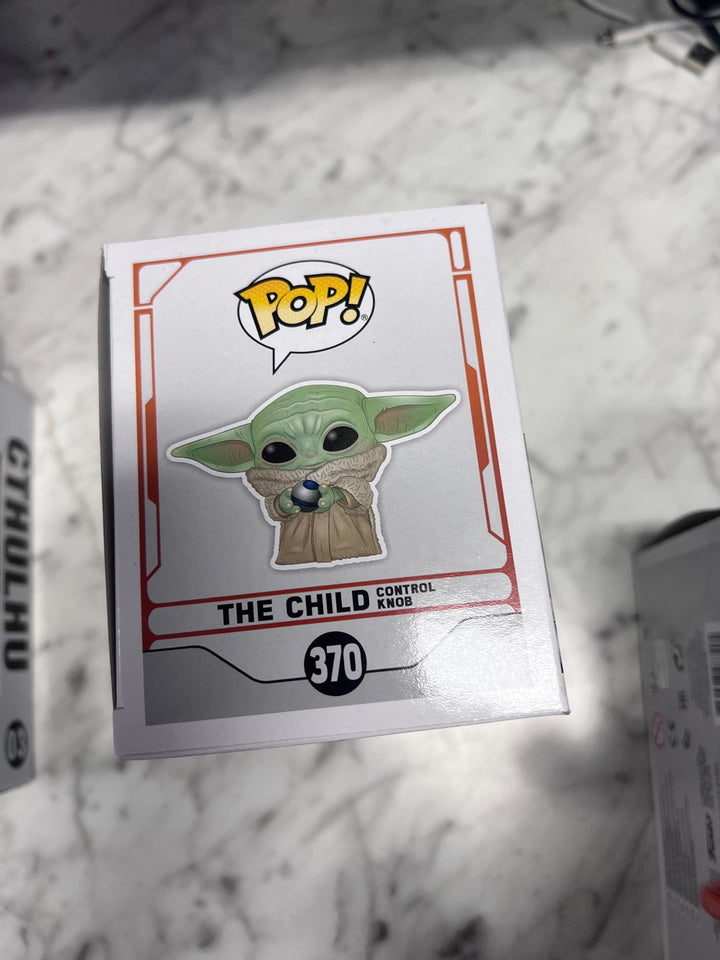 Funko Pop! The Child with Control Knob #370 Star Wars the Mandalorian FP121025