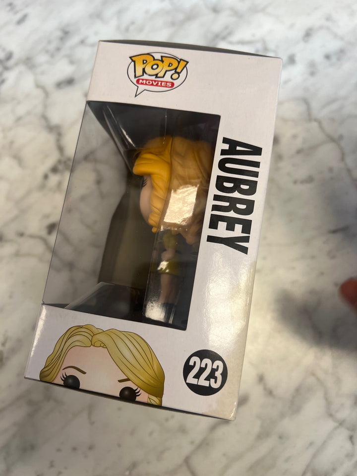 Funko Pop: Aubrey Pitch Perfect Movie, Vinyl Figure Collector #223 Damaged box FN81324