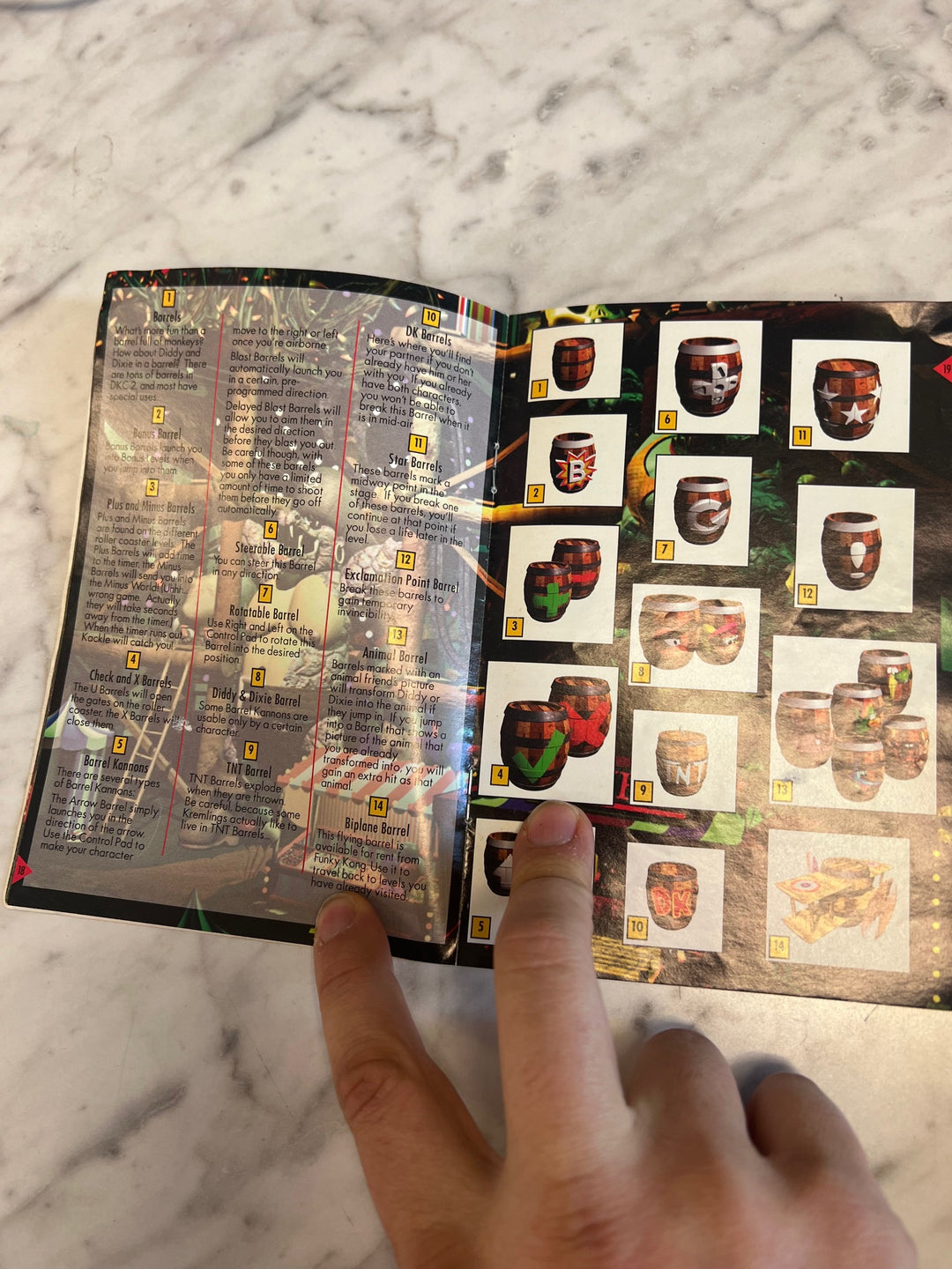 Donkey Kong Country 2 SNES Super Nintendo WORN MANUAL ONLY MO82625