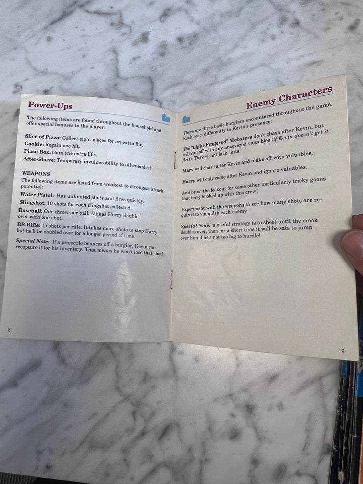 Home Alone SNES Super Nintendo WORN MANUAL ONLY MO82625