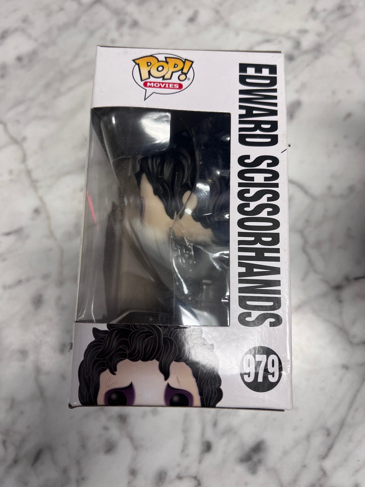 Funko Pop! Movies Edward Scissorhands #979 Crushed Corner FP121025