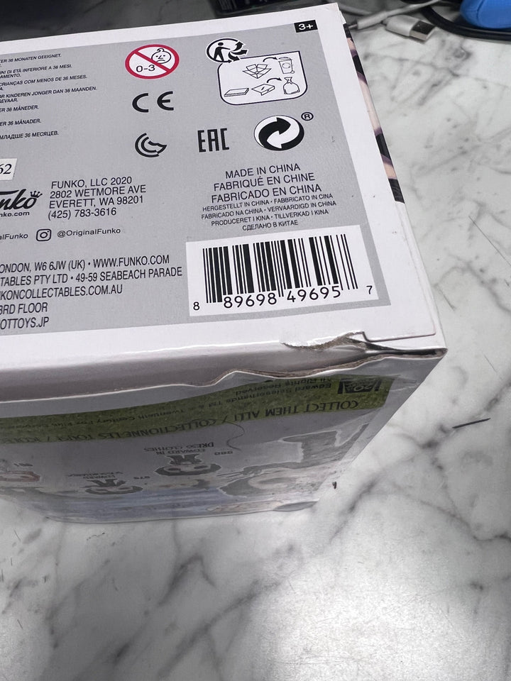 Funko Pop! Movies Edward Scissorhands #979 Crushed Corner FP121025