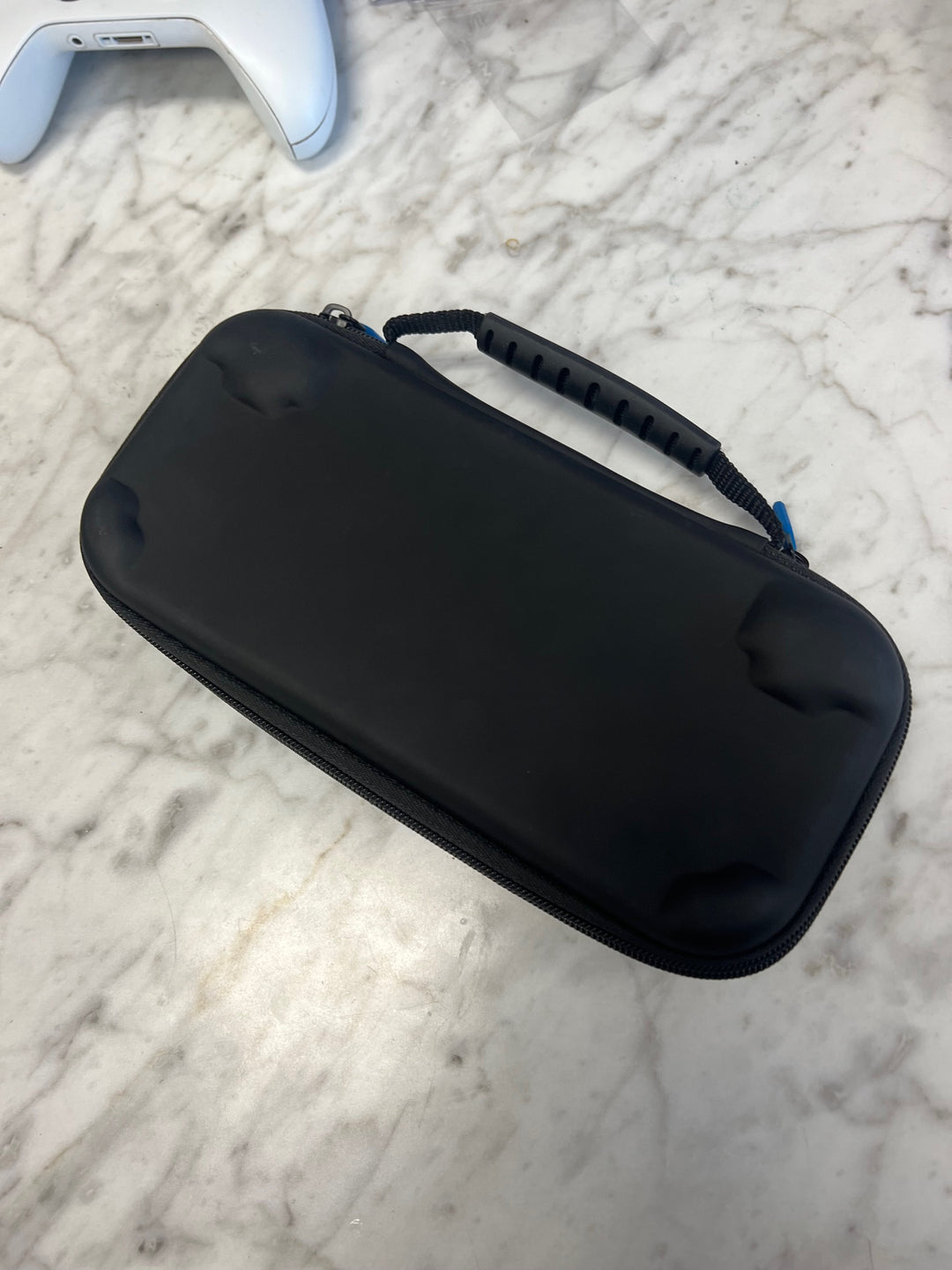 Nintendo Switch Zelda Theme Official Nintendo Soft Carry Case Blue  CC31925