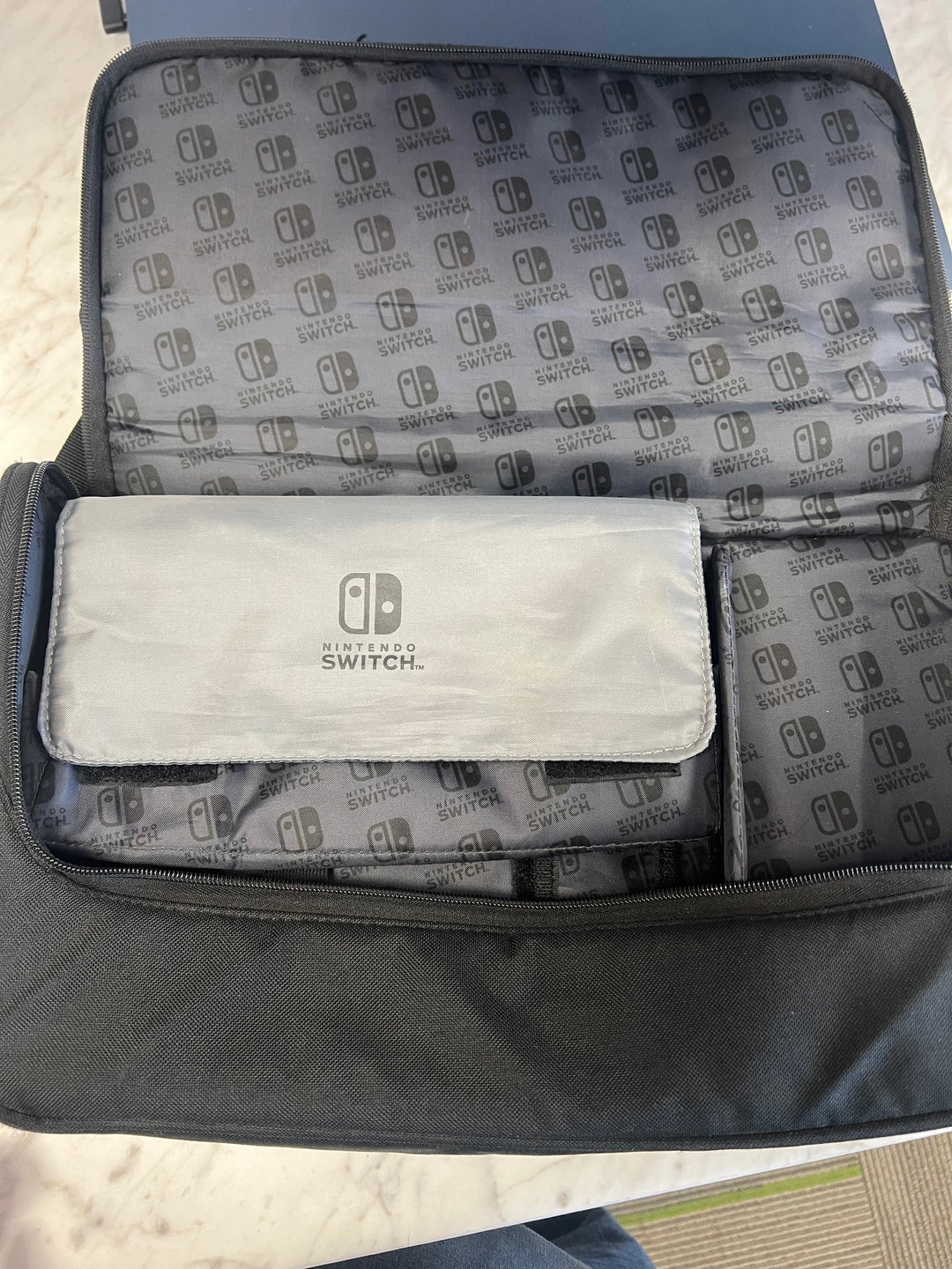 Nintendo Switch Travel Carrying Case Gaming Messenger Bag CC31925