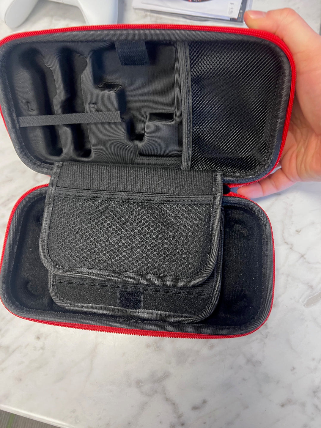 Nintendo Switch Black w/ Red Zipper Soft Carry Case Black CC31925