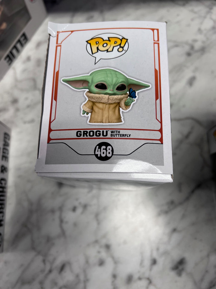 Funko Pop! Grogu with Butterfly #468 Star Wars Squished Corner FP121025