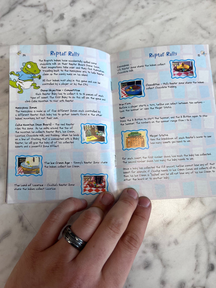 Rugrats Scavenger Hunt Nintendo 64 N64 MANUAL ONLY MO82625