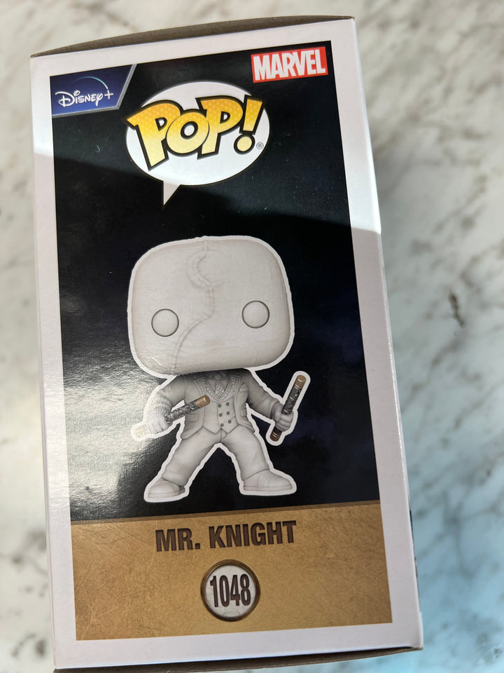 Funko Pop! Marvel: Mr Knight #1048 Moon Knight (Glows In Dark) Walmart Exclusive FP111124