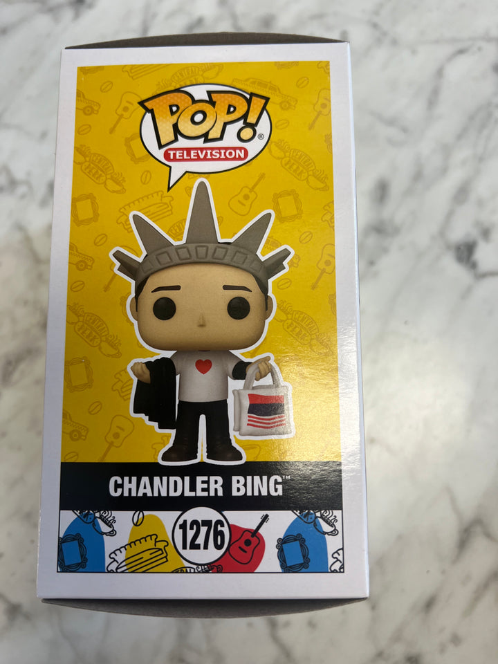Funko Pop! TV: Friends - Chandler Bing in New York #1276 FN81324