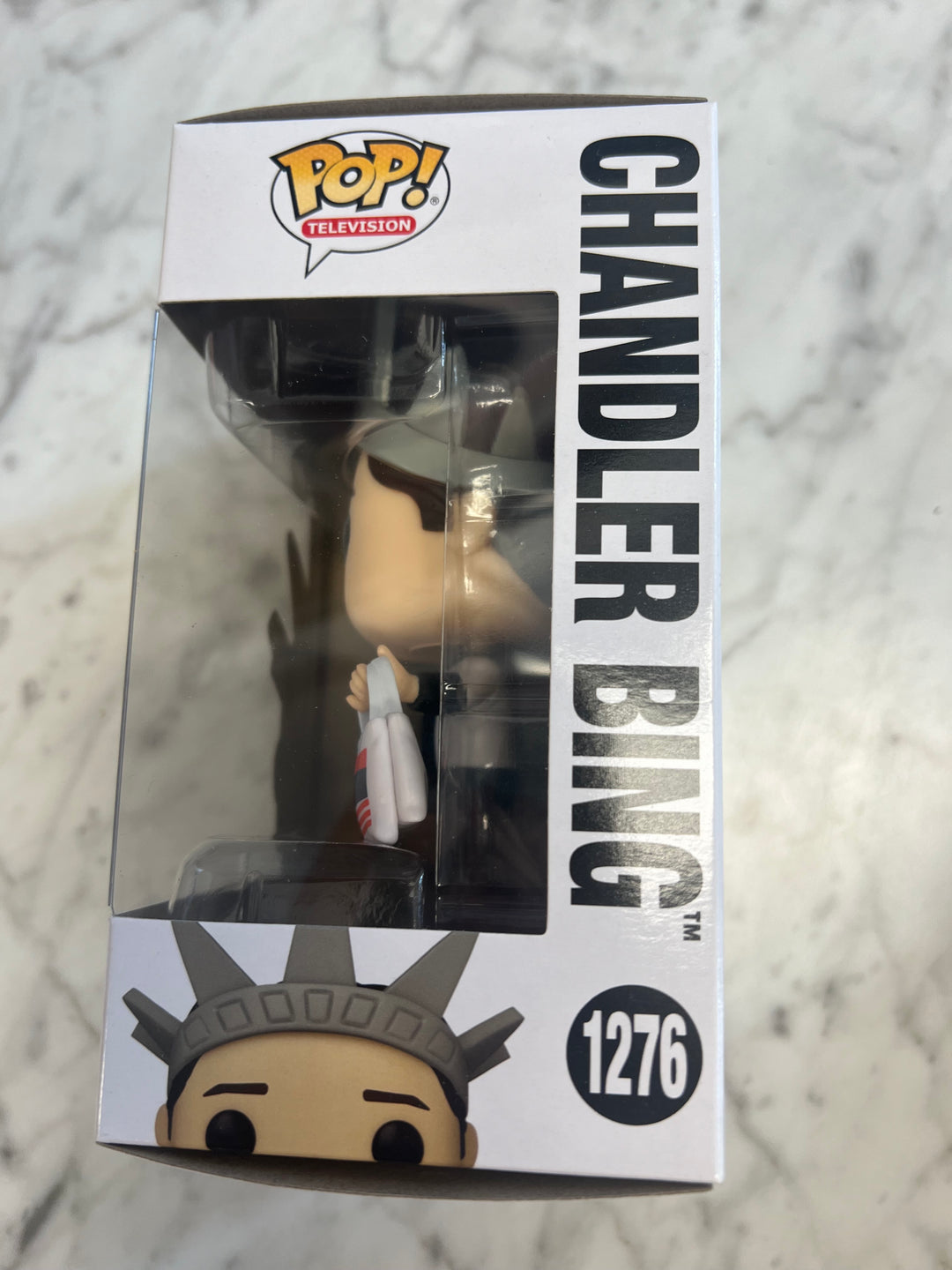 Funko Pop! TV: Friends - Chandler Bing in New York #1276 FN81324 – Core Gaming