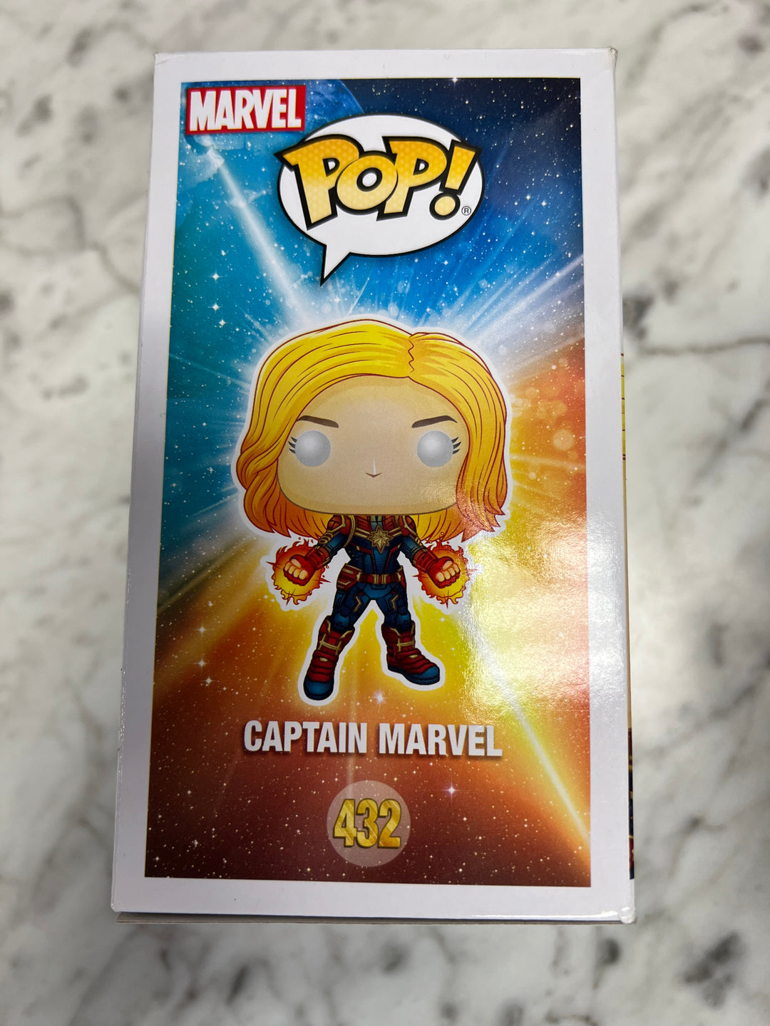 Funko POP! Marvel - Captain Marvel #432 - Glow In The Dark - Walmart Exclusive FP111124