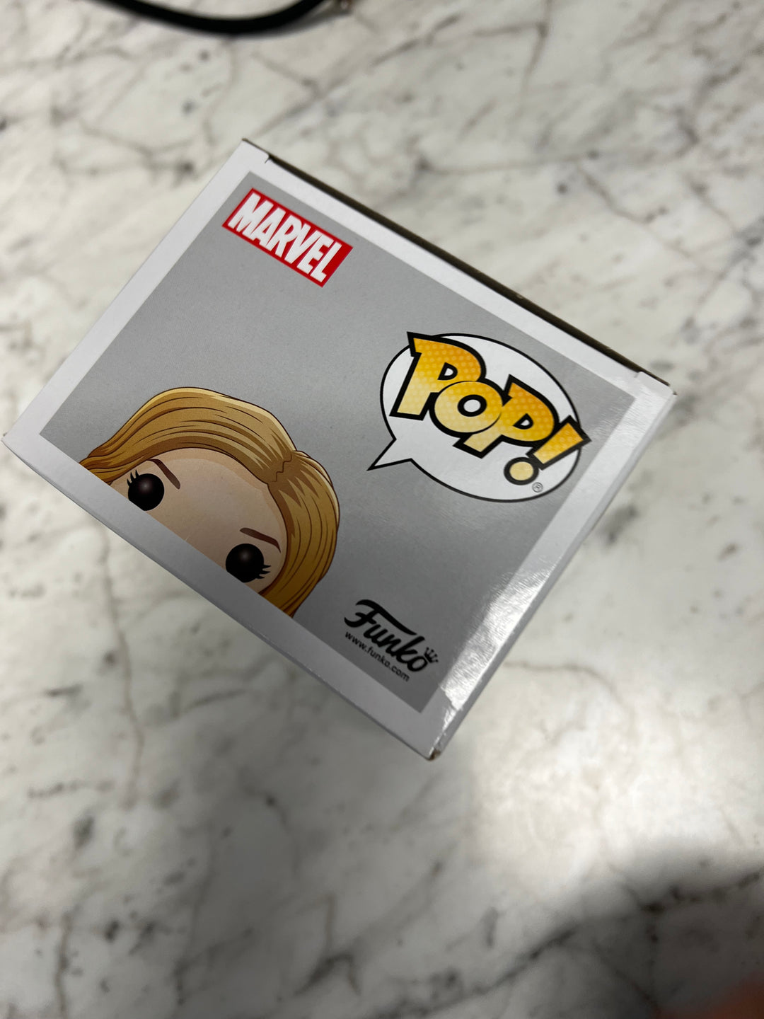 Funko Pop! Marvel Captain Marvel #435 Hot Topic Exclusive Vinyl Figure FP111124