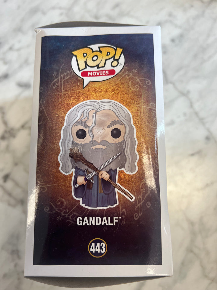 Funko POP! Movies Lord of the Rings Gandalf #443 Vinyl Figure Damaged Box FN81324