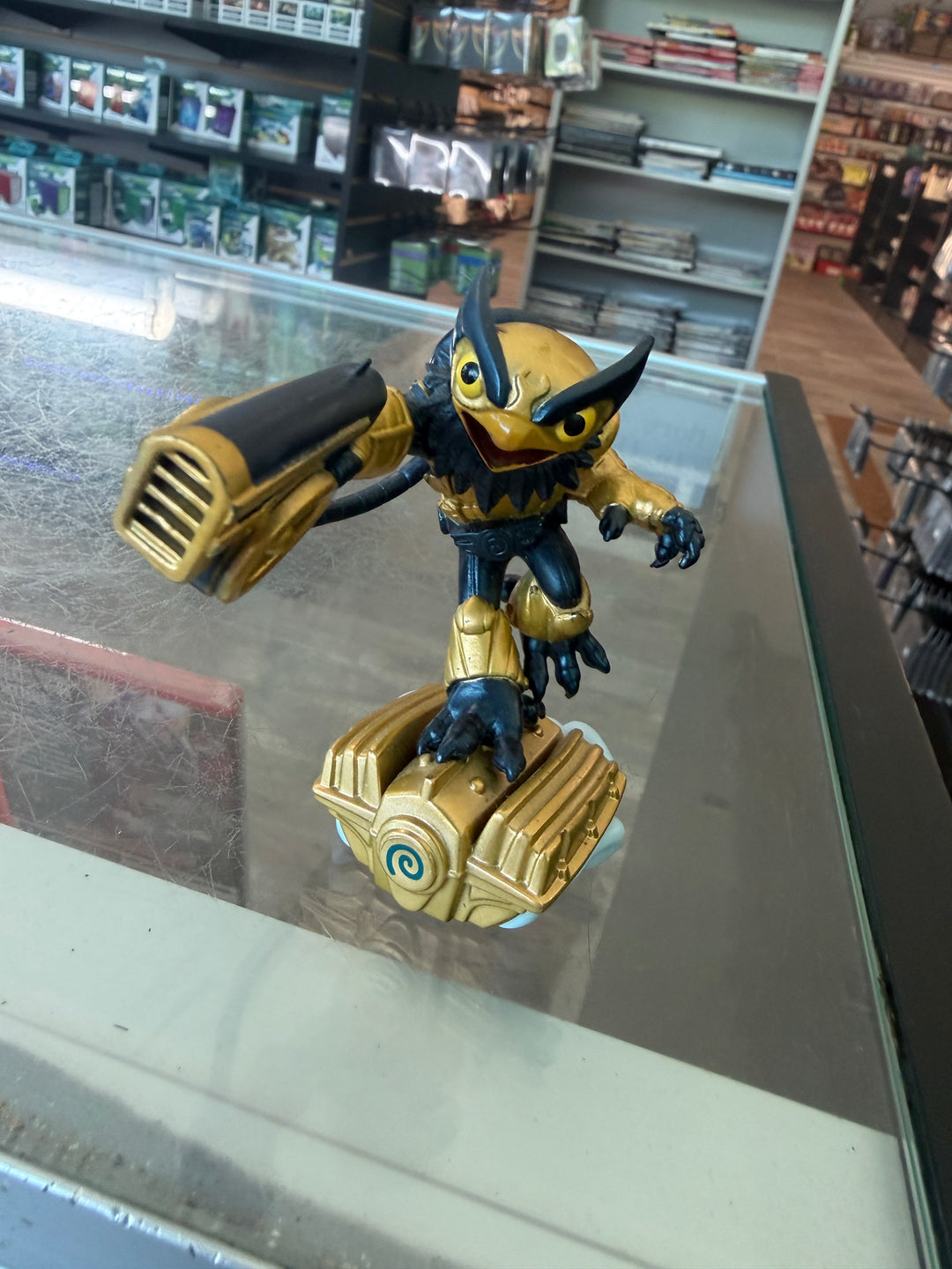 Skylanders Legendary Hurricane Jet Vac Figure SKY72426