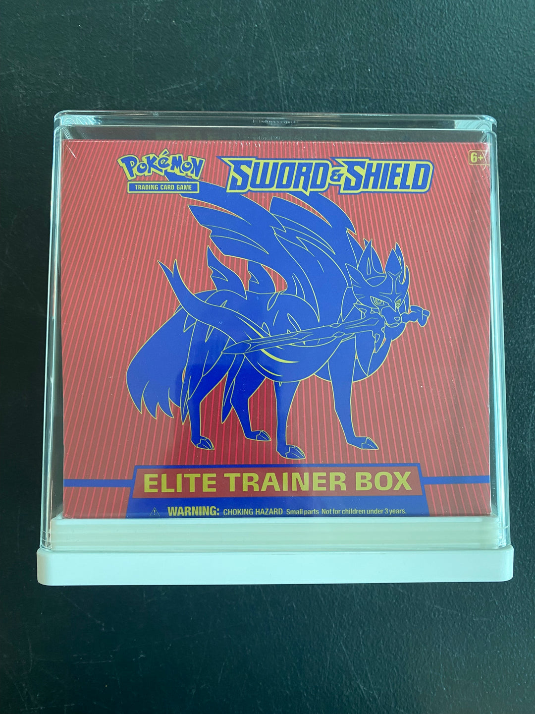 Pokemon TCG Sword & Shield Elite Trainer Box [Zacian]