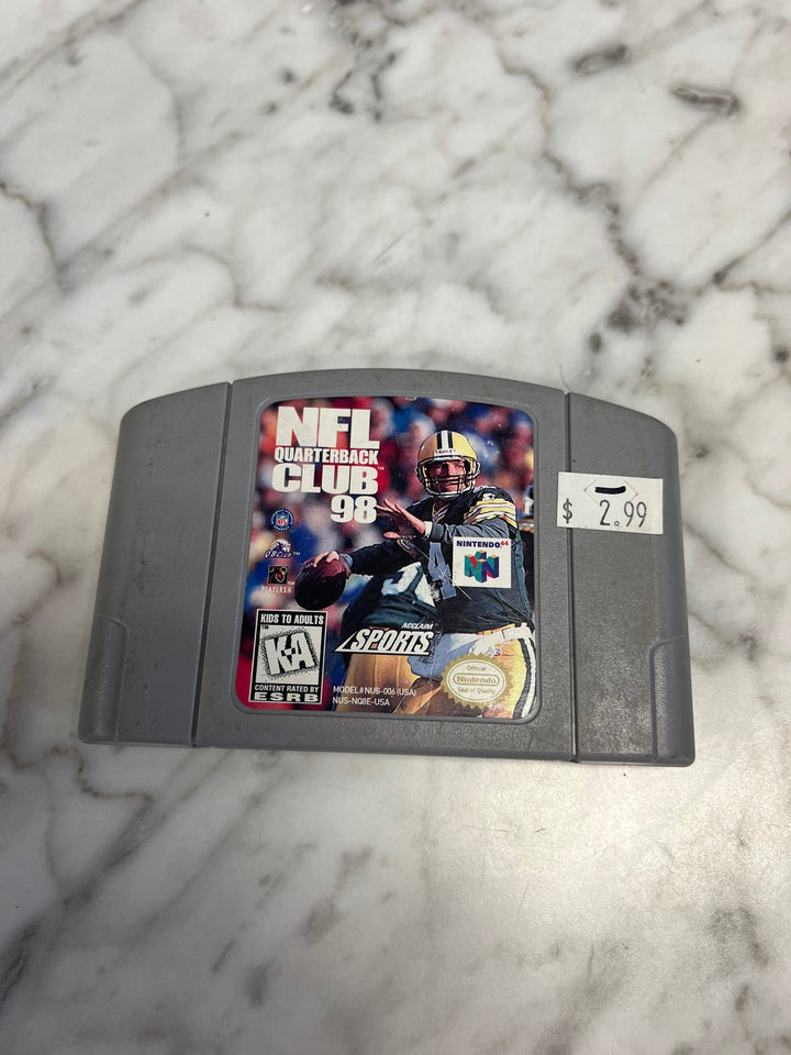NFL Quarterback Club 98 - N64 N6925