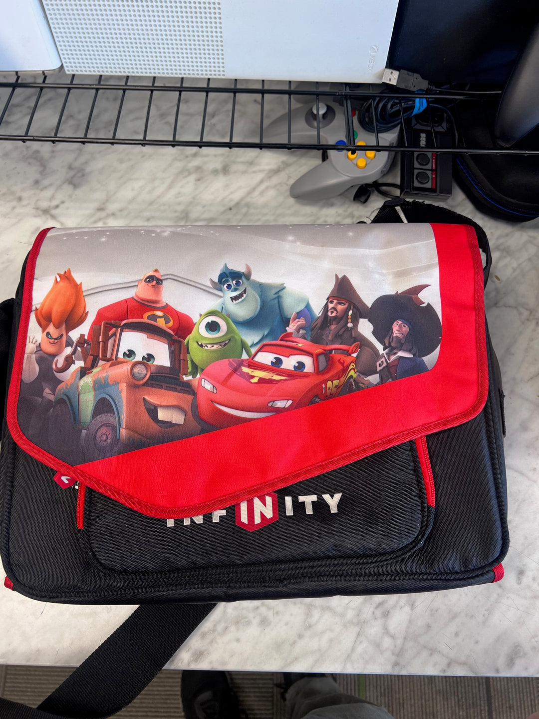 Disney Infinity Carrying Case Bag With Strap  UA9225