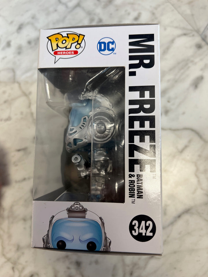 Funko Pop! Heroes #342 - Batman & Robin - Mr. Freeze  FN81324