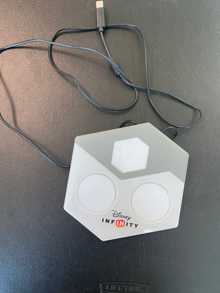 Disney Infinity Portal Base for Xbox 360 (Model #8032385)