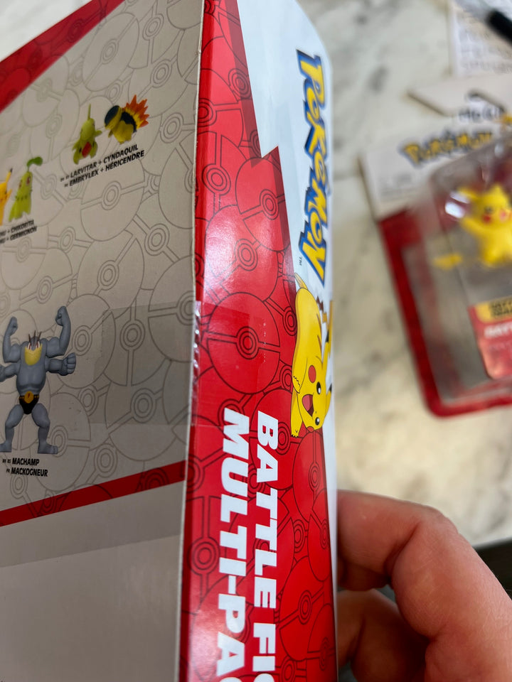 Pokemon Battle Figure 8 Pcs Gift Set Pikachu Eevee Lucario Garchomp Statue Toy T61025