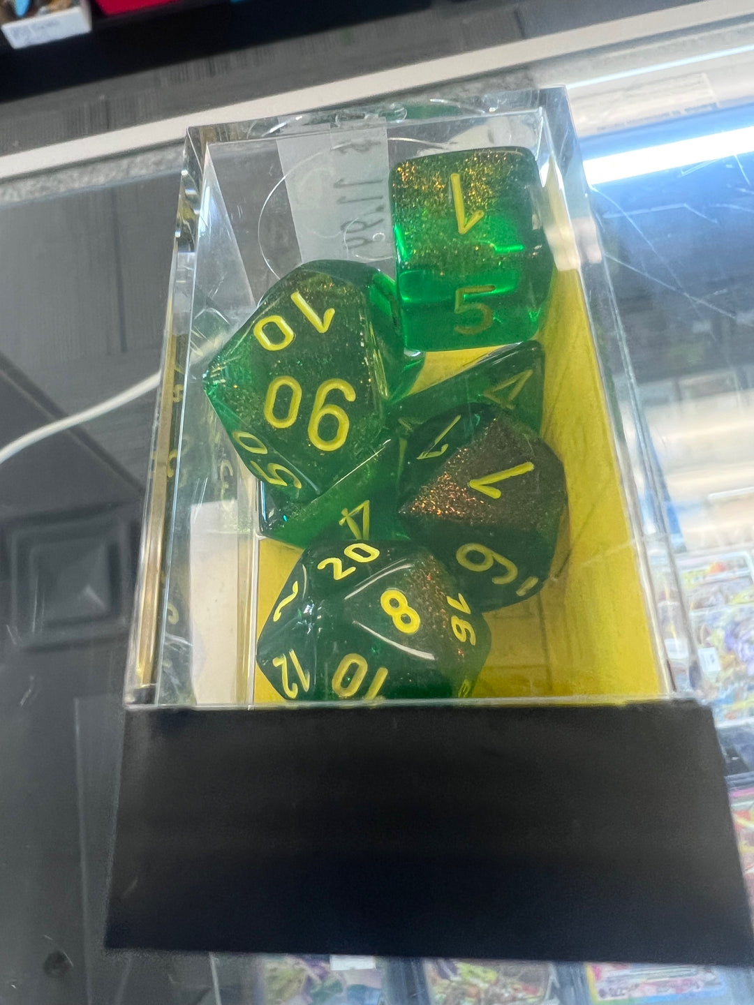 Chessex Polyhedral 7 Die Dice Set Borealis Maple Green / Yellow NEW CX9325