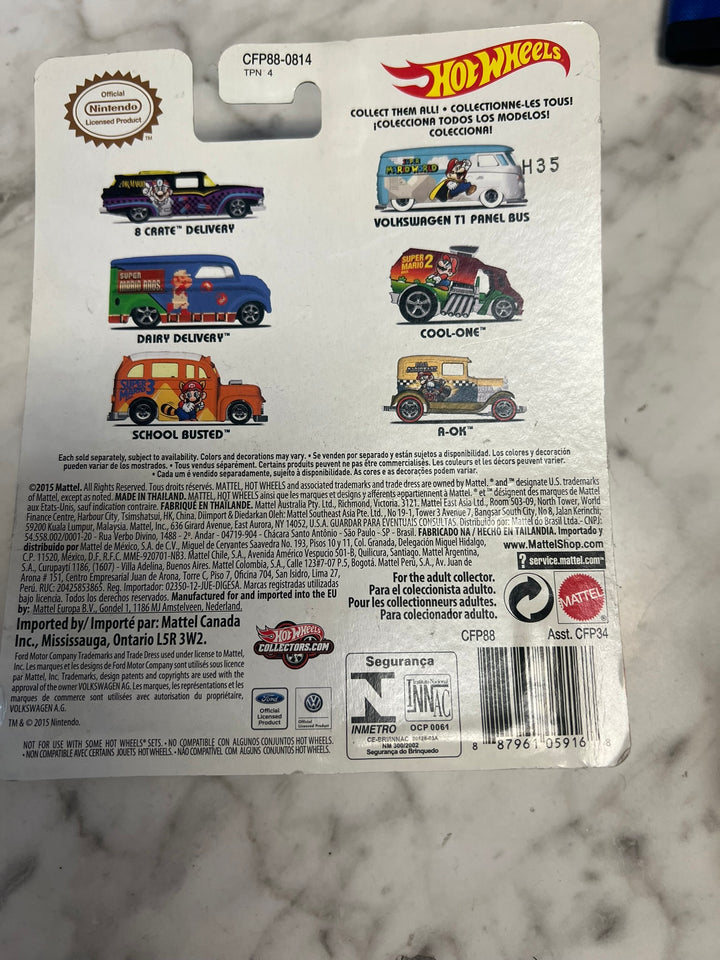 Hot Wheels Dairy Delivery Super Mario Bros. Pop Culture - CFP88 NRFP Light Blue NA62226