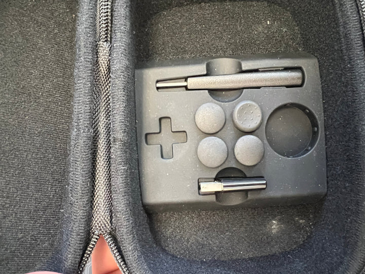 Astro Gaming C40 TR Wireless Controller for PlayStation 4      AC111924