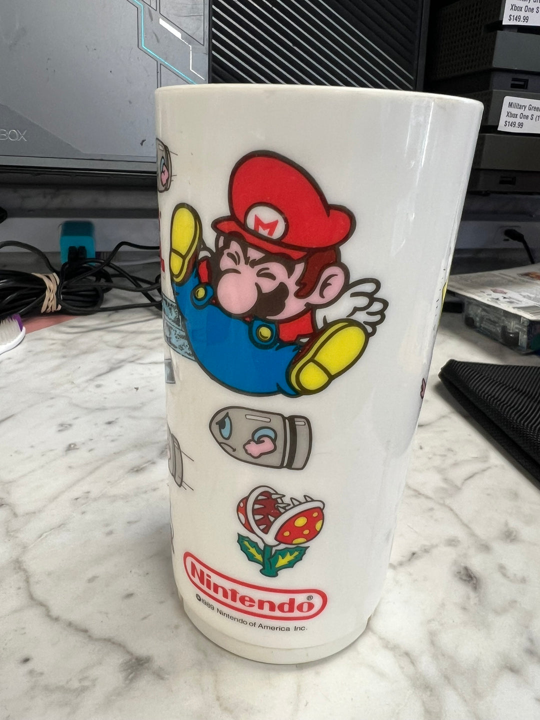 Vintage 1989 Super Mario Bros Tumbler Cup Peter Pan Industries NES Era UA62226