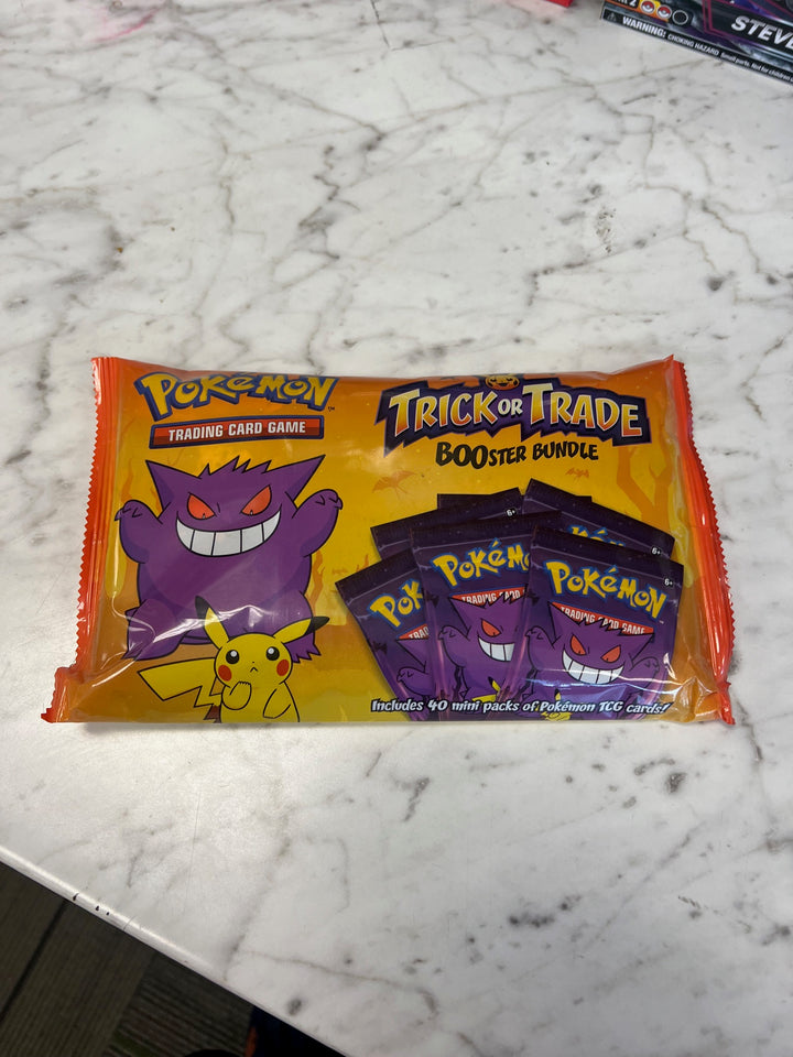 2022 Pokemon Trick or Trade Halloween Booster Bundle 40 Sealed Packs in Bag NEW O61125