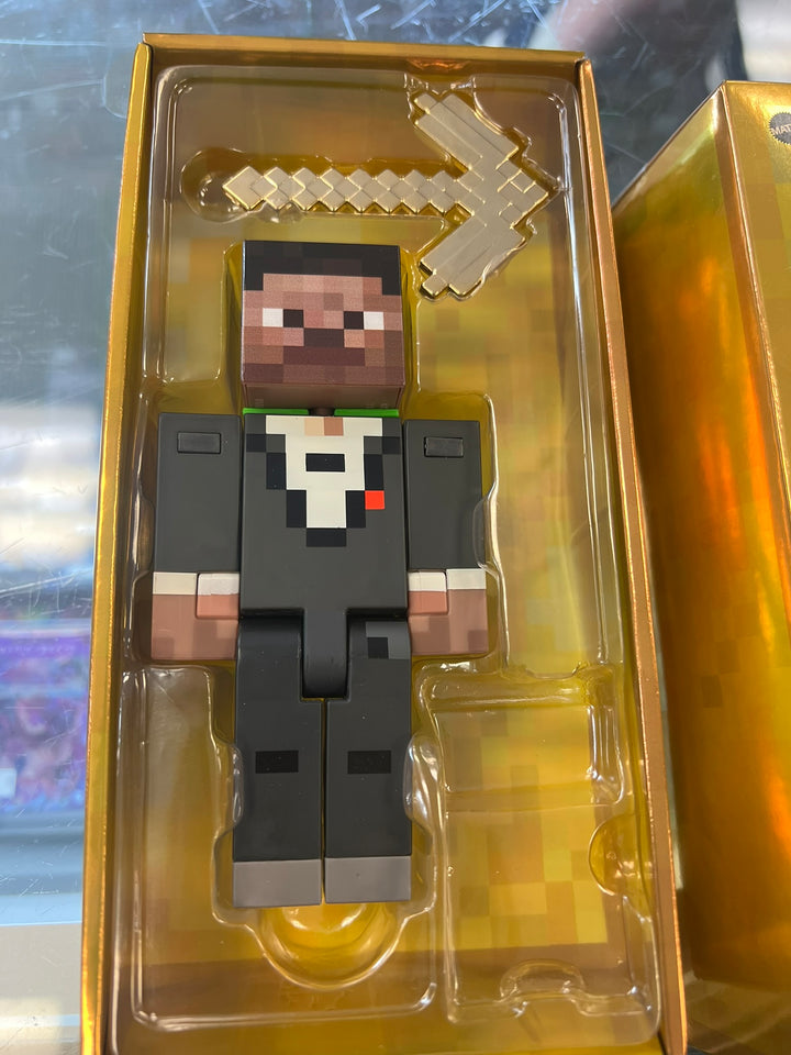 Minecraft Diamond Level 15 Years Anniversary Tuxedo Steve Figure UT62326