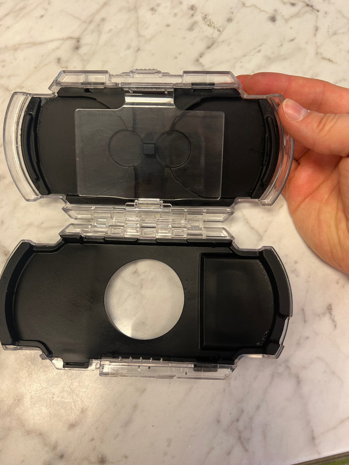 PSP Hard Shell Plastic Case Holds Console and 2 UMD Discs A61125