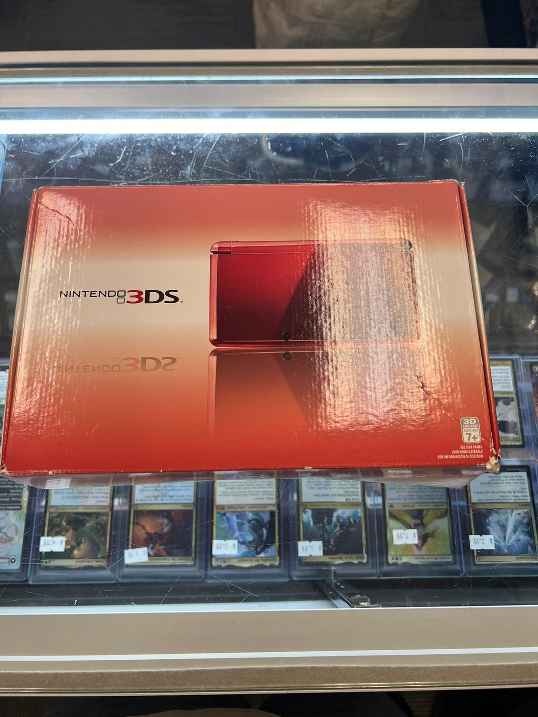 EMPTY BOX ONLY Nintendo 3DS Flame Red Console (Damaged Corner) EB62626