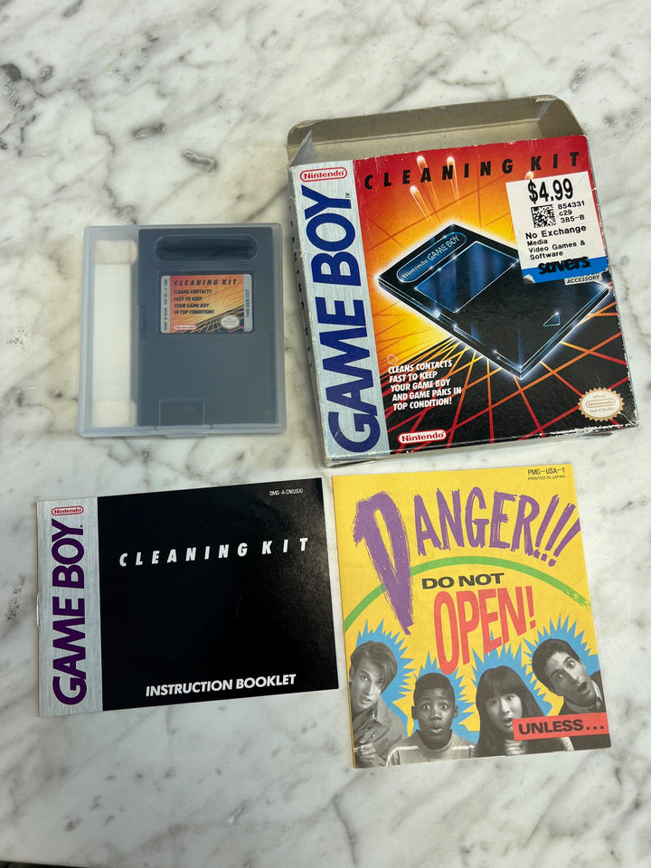 Game Boy Official Nintendo Cleaning Kit Complete in Box D82824