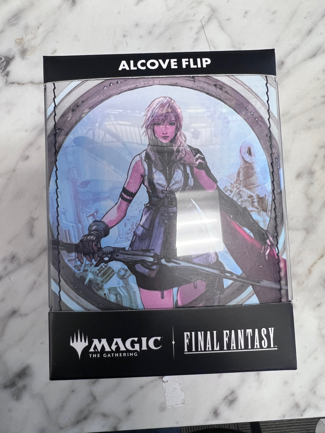 Ultra Pro Magic the Gathering x Final Fantasy Alcove Flip Box (Lightning)